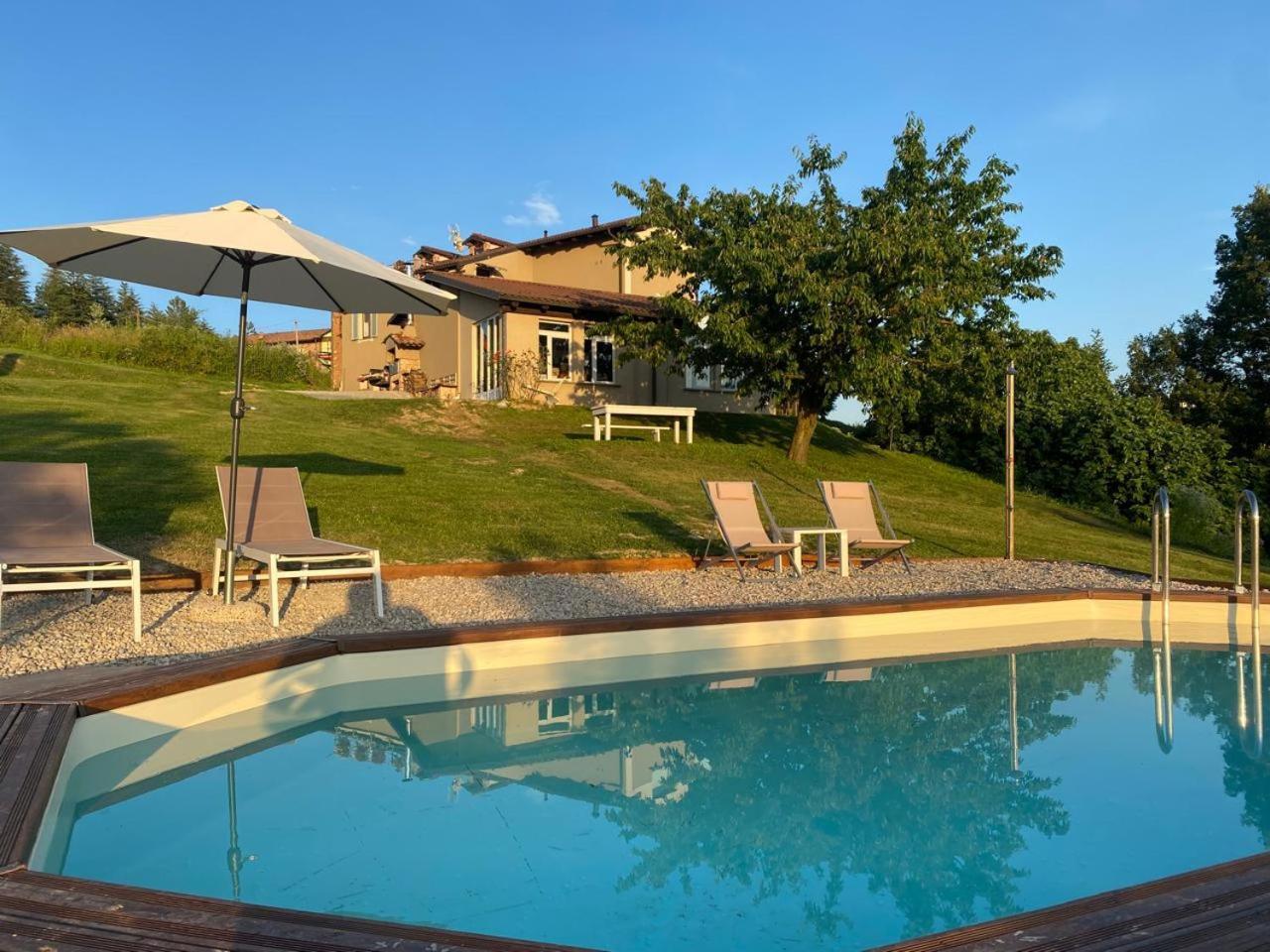 La Casa Di Roby-1 Appartamento La Morra Con Piscina Exteriör bild